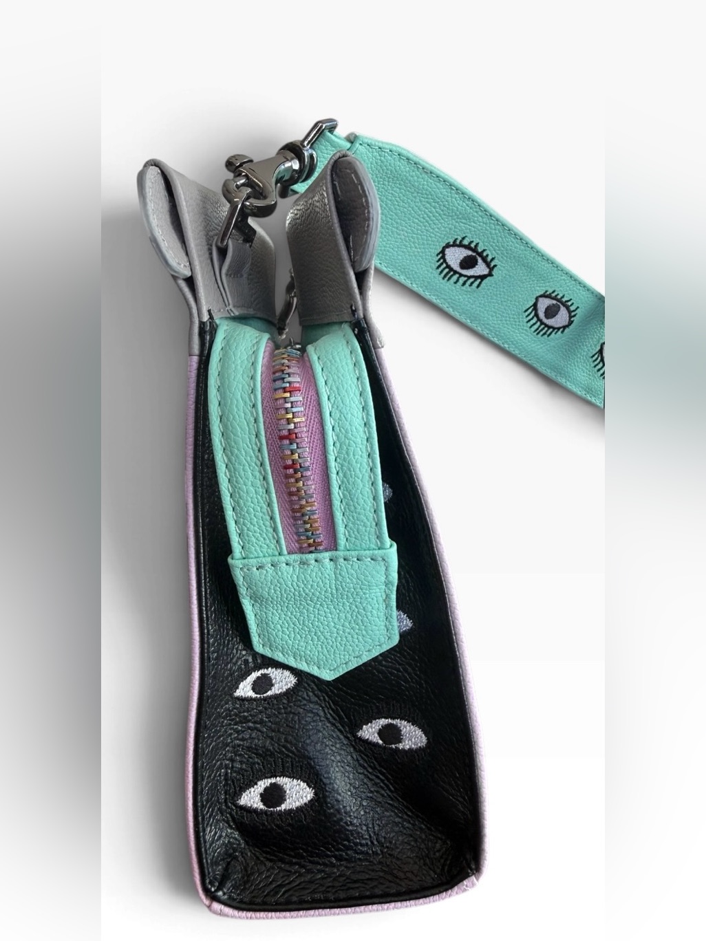 Min & Mon Vali Small Lavender Leather Crossbody Eye Strap Bag & Card Case Set — image 6 of 8